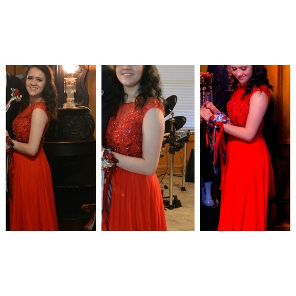Red Full Length Formal - Picture 1 of 4
